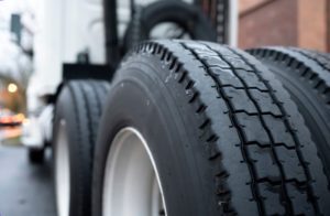 truck tires productos